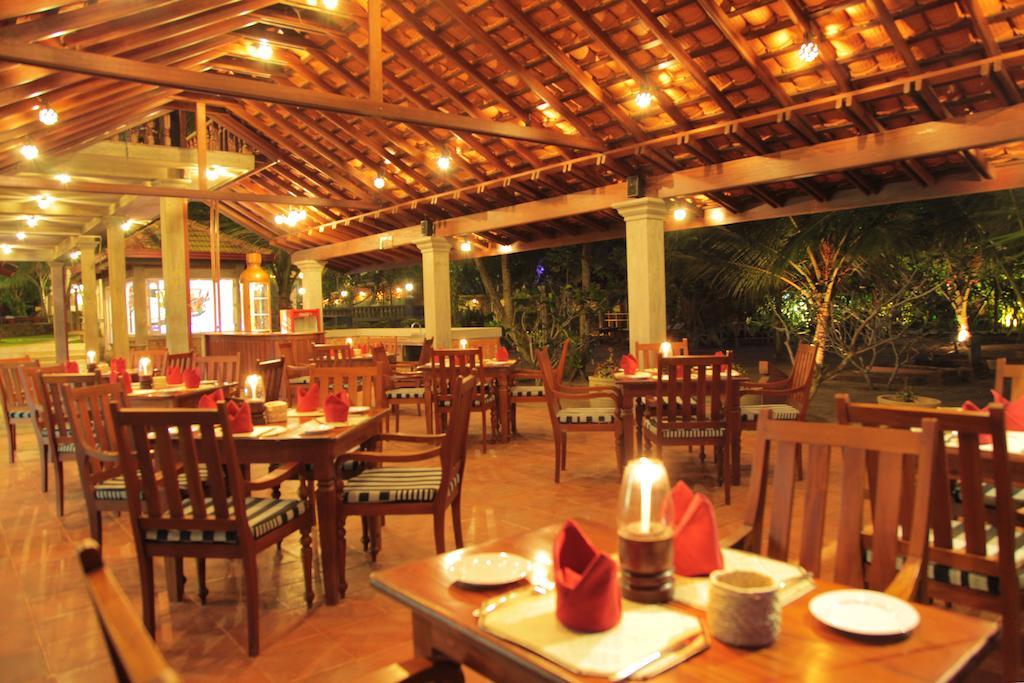 Wunderbar Beach Hotel - Level 1 Certified Bentota Buitenkant foto